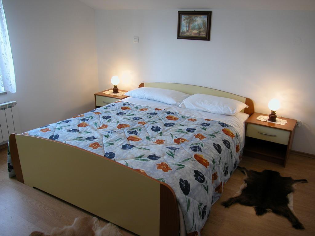 Turisticna Kmetija Siroko Villa Tolmin Rom bilde